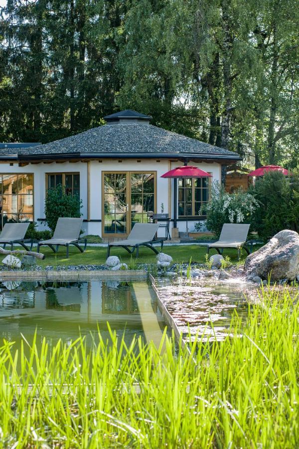 Flora - Das Kleine Gartenhotel Ellmau Exterior photo